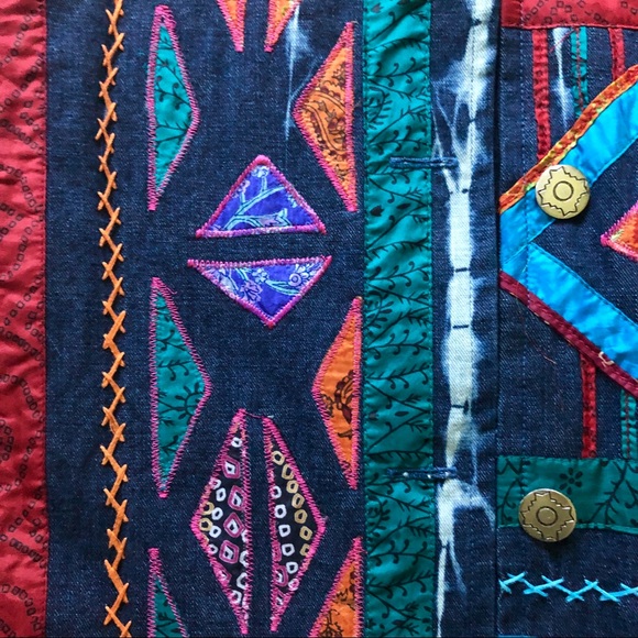 🌷✨HP✨🌷Multicolored Embroidered Denim Jacket - Picture 4 of 6